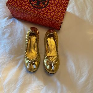 Tory Burch flats gold size 7 1/2